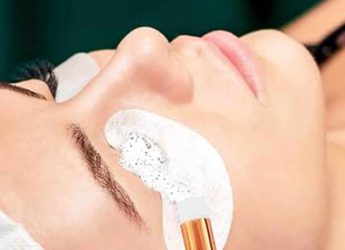 #3030 GENTLE LASH REMOVER